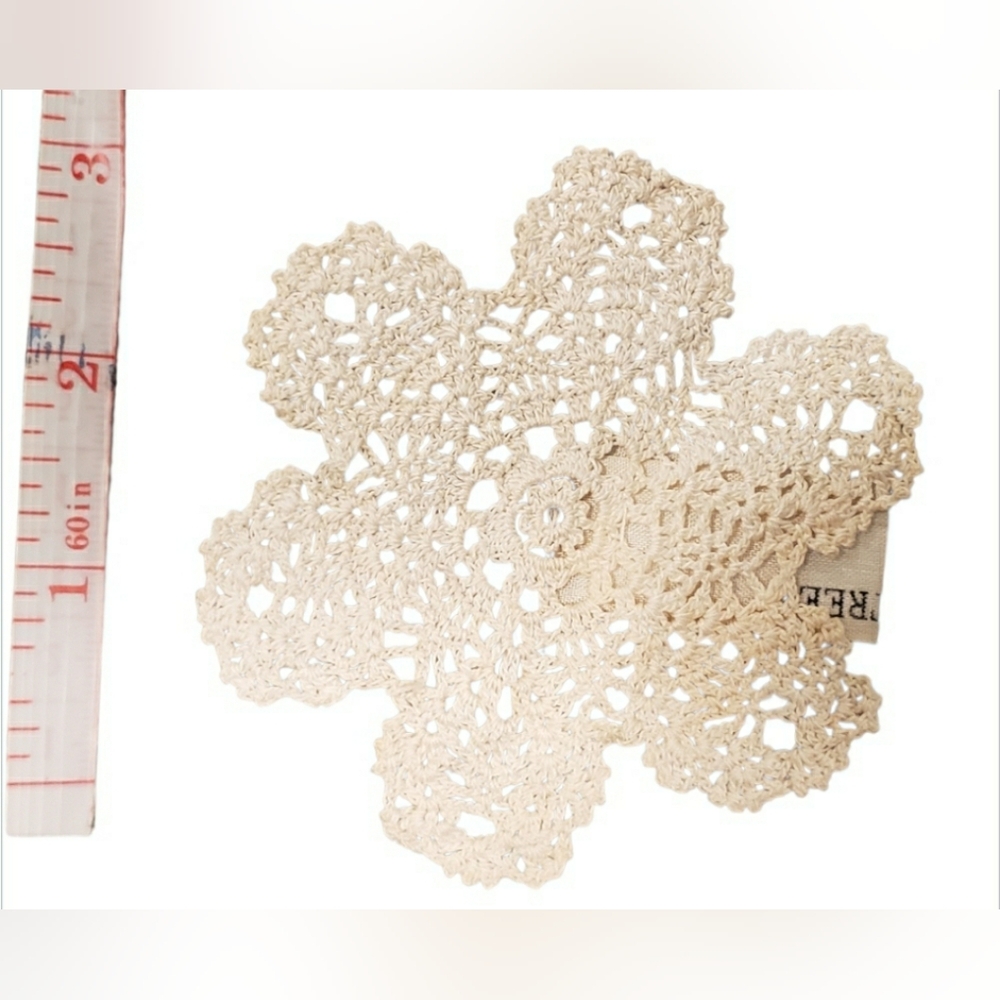 Wimpole Street Creations Vintage Doily (1)